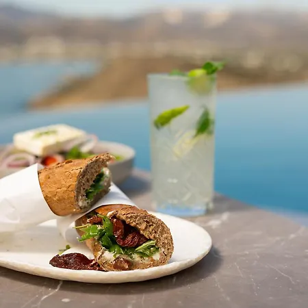 酒店 Virtu On The Hill 4*