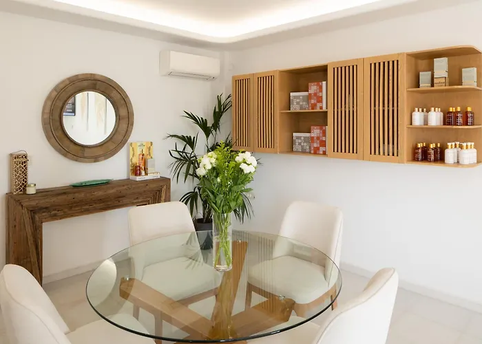 Virtu On The Hill Hotel