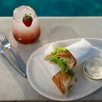 Virtu On The Hill Hotel 4*