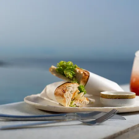 Virtu On The Hill Hotel